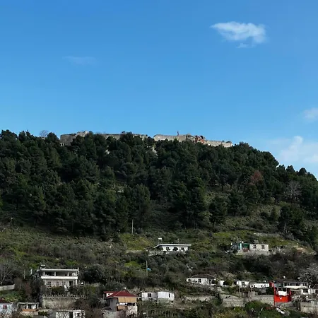 Casa de hóspedes Merkaj 3*